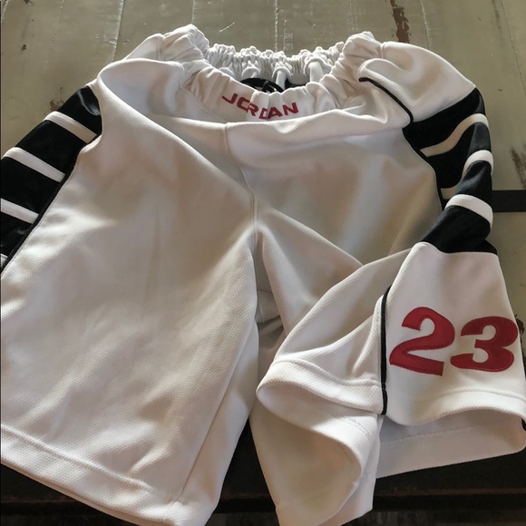 jordan cat scratch shorts